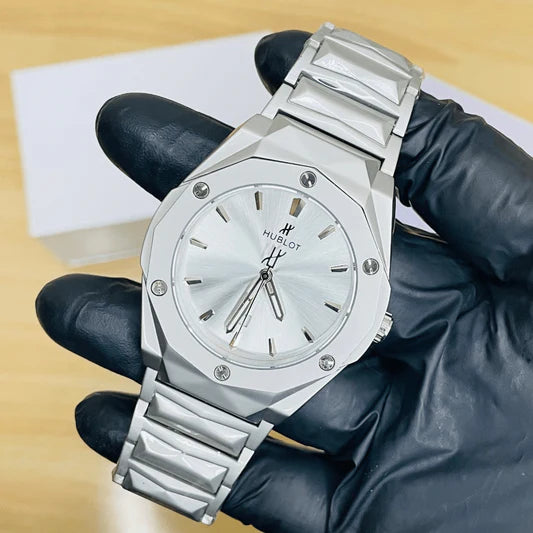 Hublot Plain Dial Diamond Cut Watch